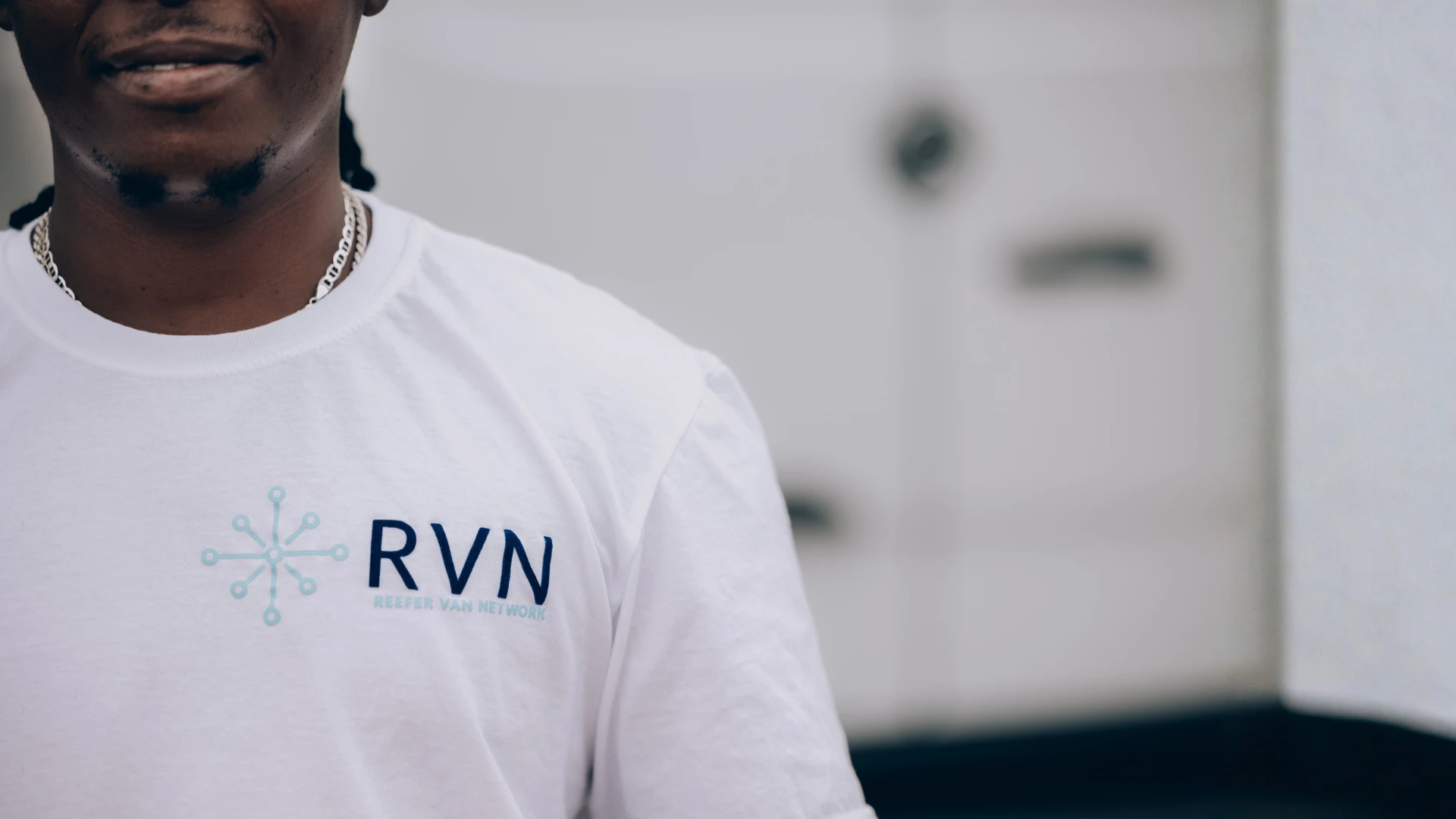 how to reduce risk in refrigerated logistics, safe trucking, safe logistics, safe cold chain, security in logistics, reefer van, refrigerated box truck