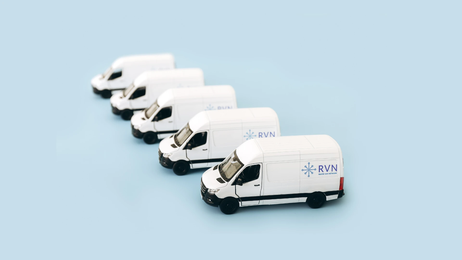 refrigerated van, refrigerated truck, refrigerated fleet, refrigerated transportation, reefer van, refrigerated trucking