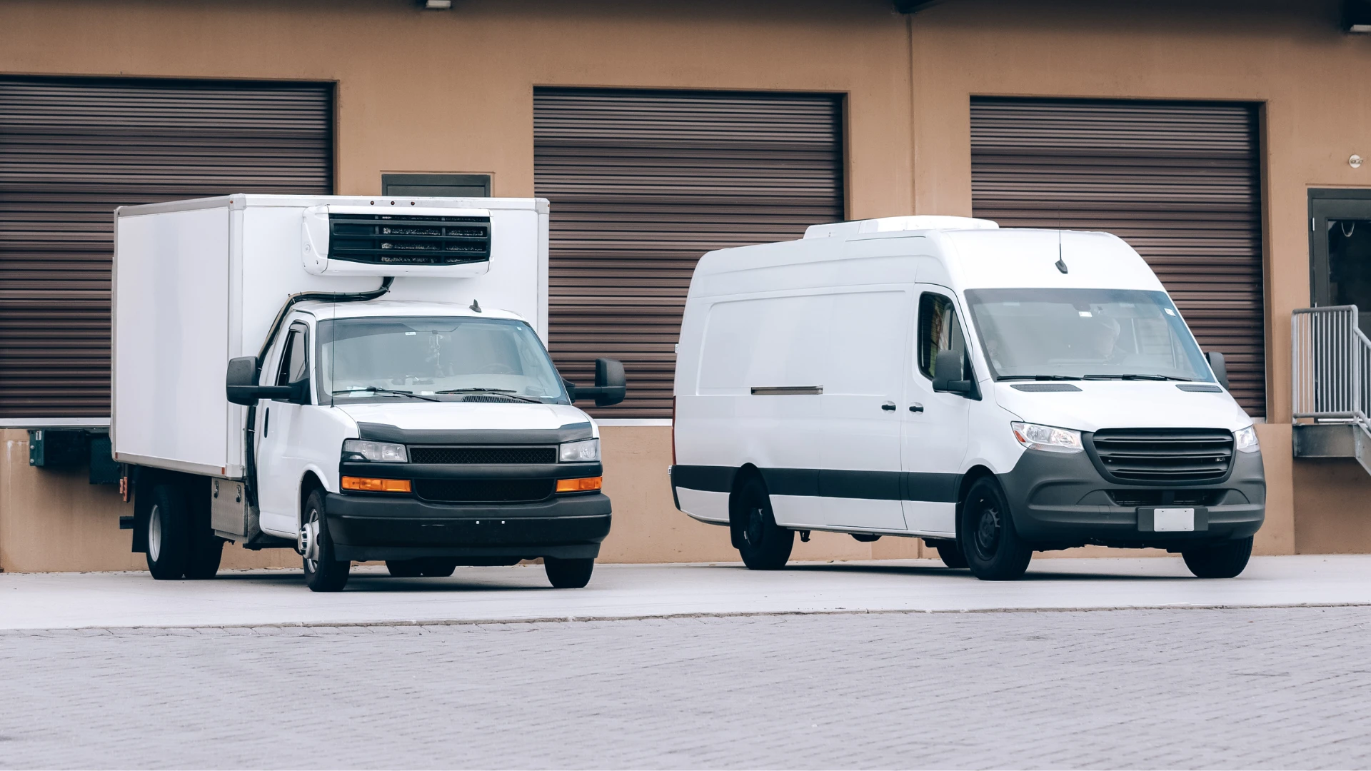 small reefer trucks small reefer trucks, small reefer, small reefer truck, reefer van, reefer box truck, refrigerater van, refrigerated box truck